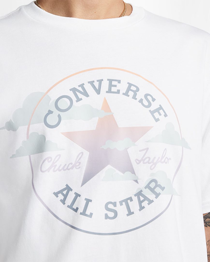 Camiseta Converse Go-To Clouds Gráficas Standard Fit Feminino Branco | PT A031078